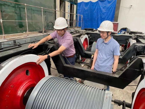 國內(nèi)首輛新型智能軌道電動(dòng)貨運(yùn)小火車正式亮相，工業(yè)用軸承代理與銷售迎來新機(jī)遇